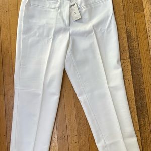 Chico’s Ultimate Fit Smooth Stretch Hollywood Crop Optic White